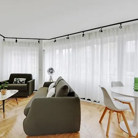 Cosy Pour 4 A La - * Paris